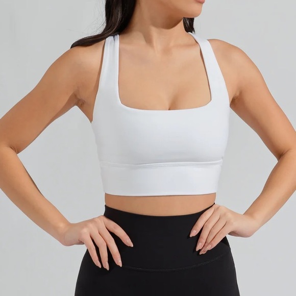 Revolution sports bra - Picture 7 of 8